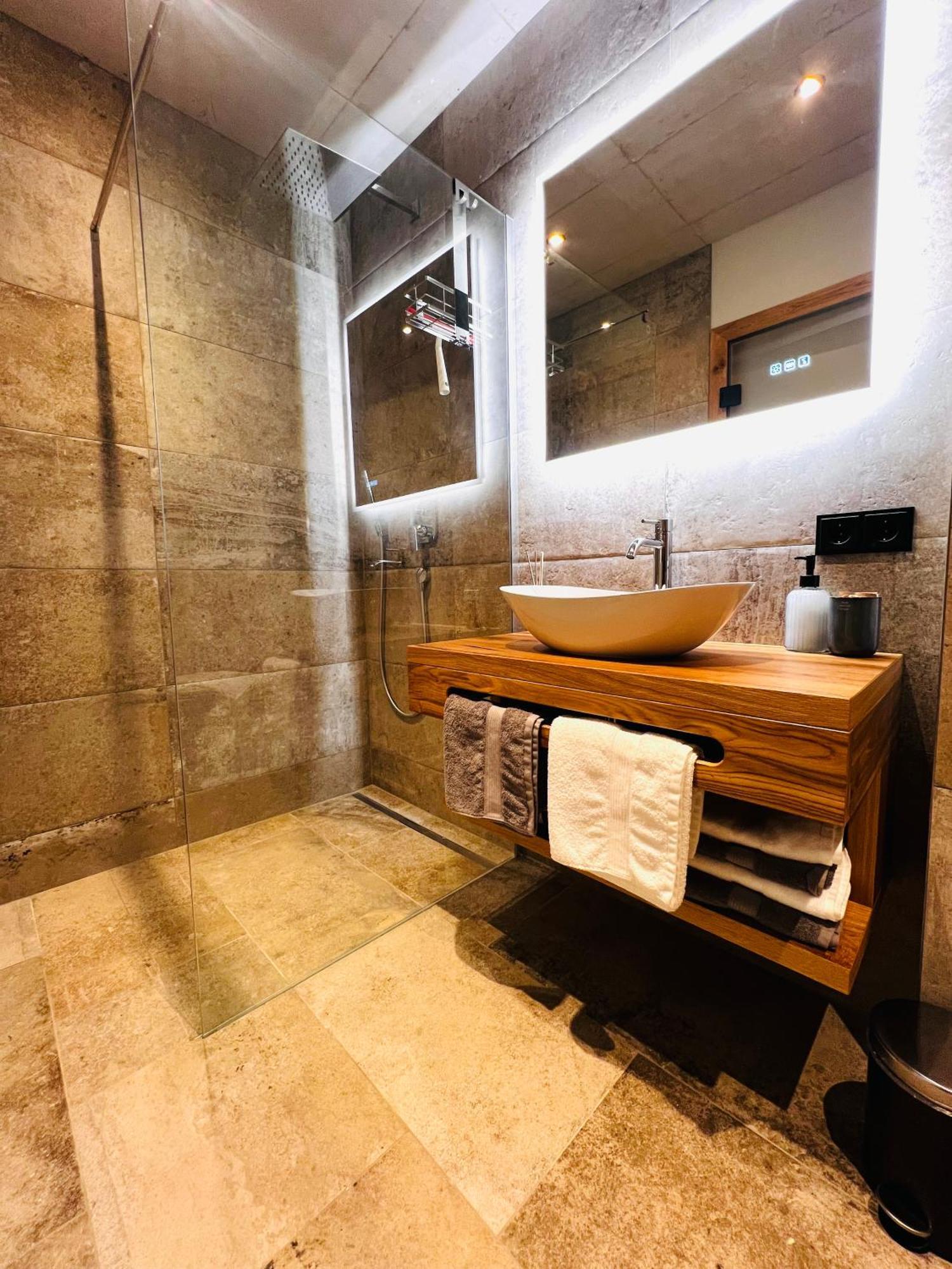 הרוואלד Hoisler'S Appartements מראה חיצוני תמונה